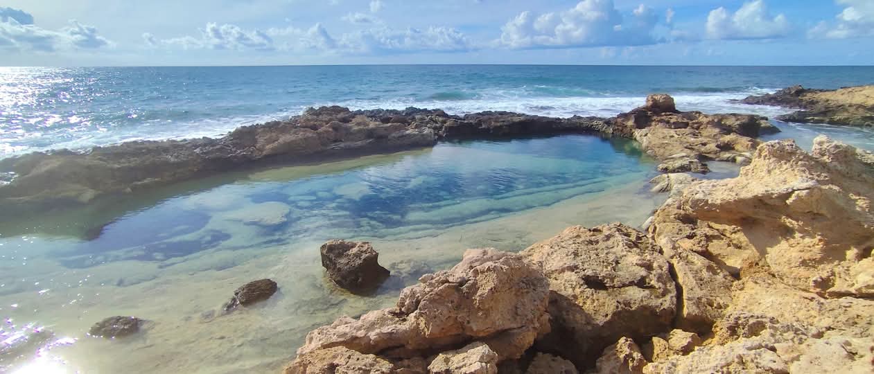 CAVE BEACH Coral Bay, Peyia