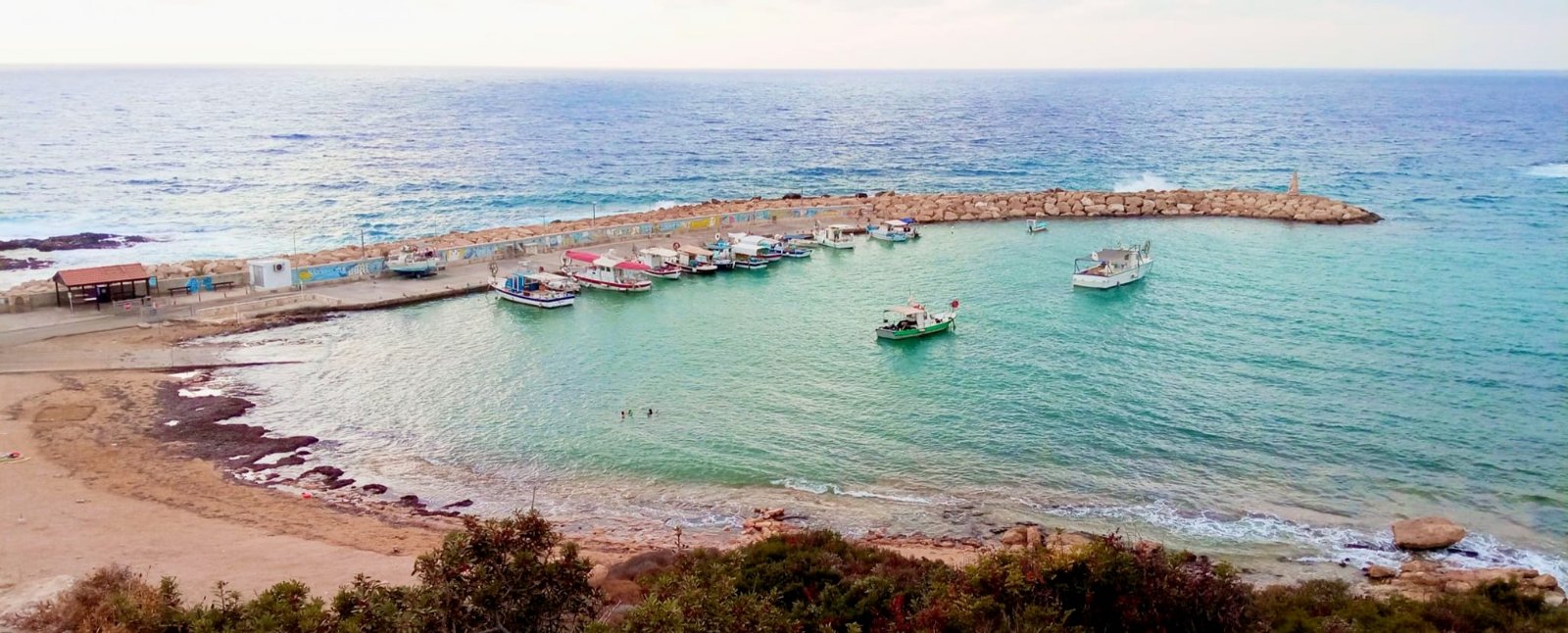 SAINT GEORGE HARBOUR Saint George, Peyia